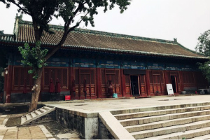 Halls of Baoguo Temple