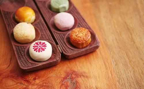 Chinese Dessert，The Differences of Dietary Cultures between China and the West