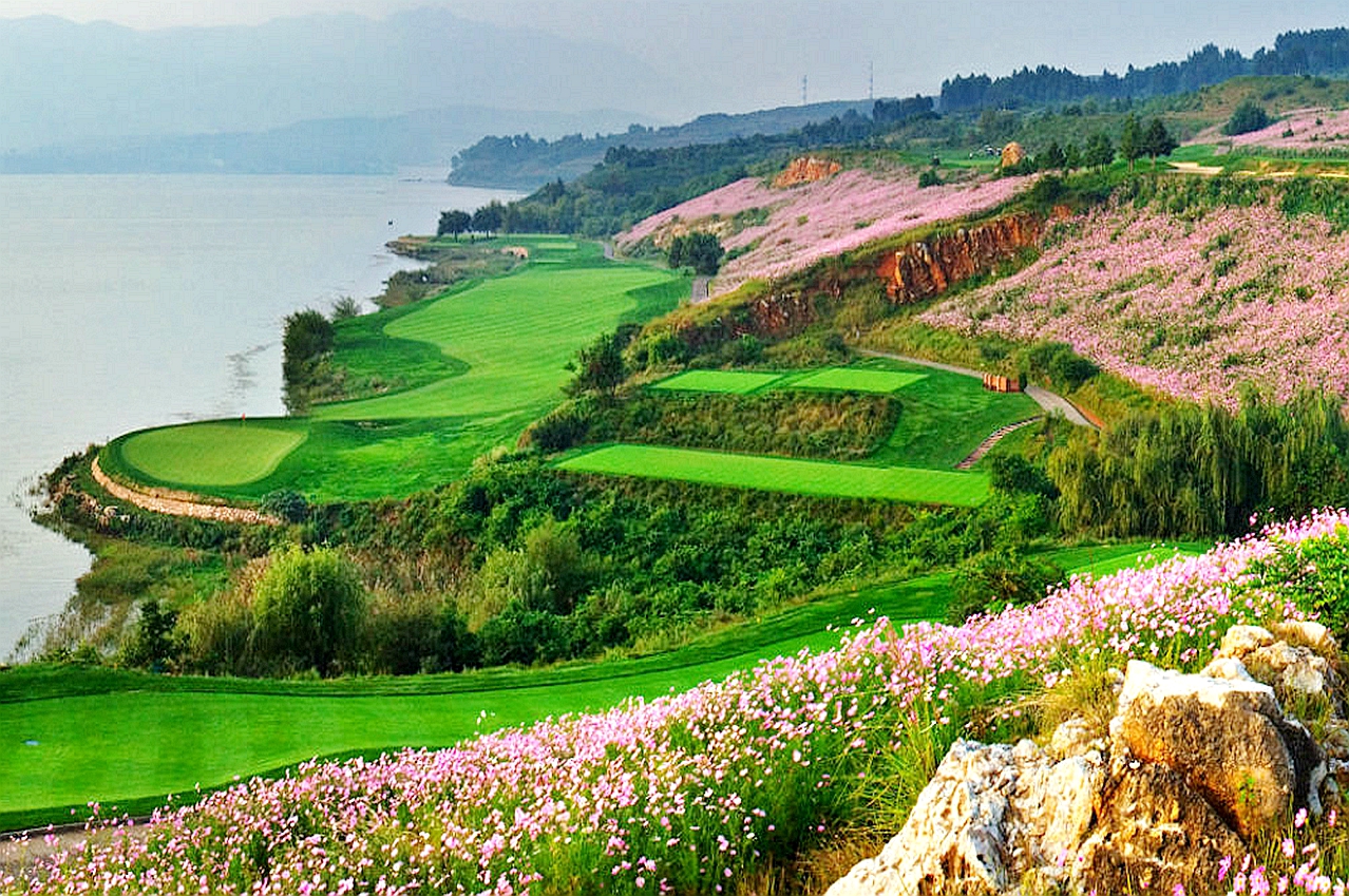 Spring City Golf & Lake Resort (Lake). Yunnan, China
