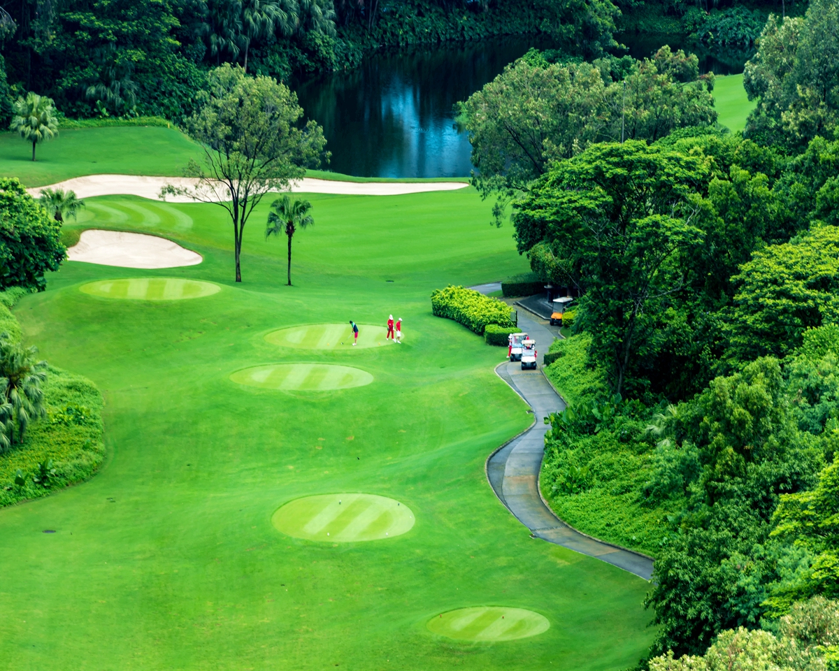 ★ 12 Days Luxury China Golf Tour