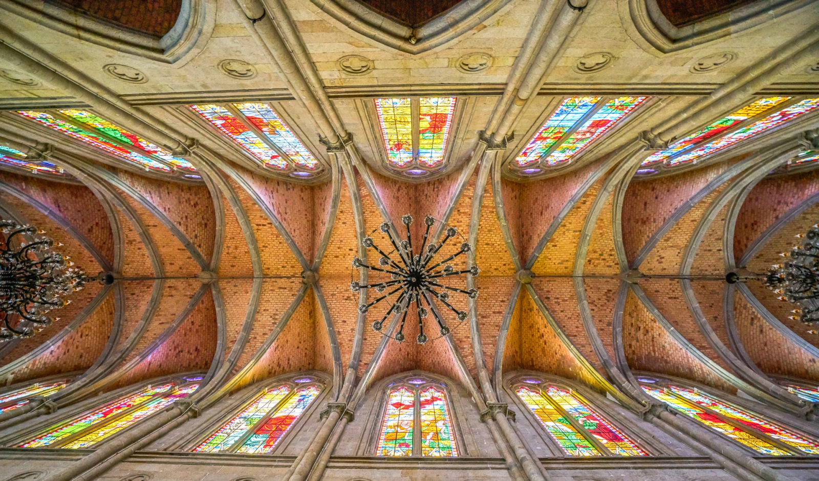 Unique Ceiling,The Church of Shishi Sacred Heart of Jesus Cathedral
