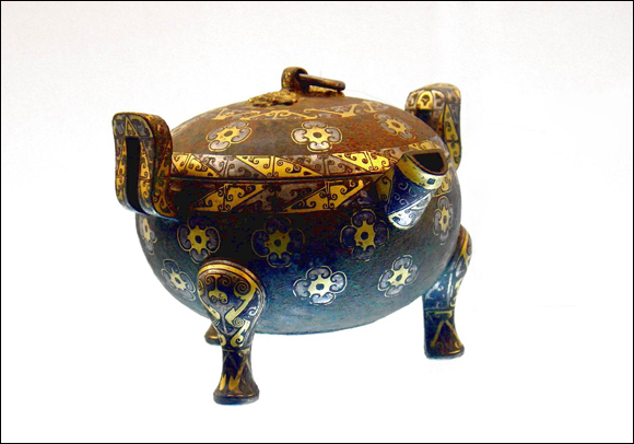 The Gold and Silver Inlay Spouted Bronze Tripod, Luoyang Museum