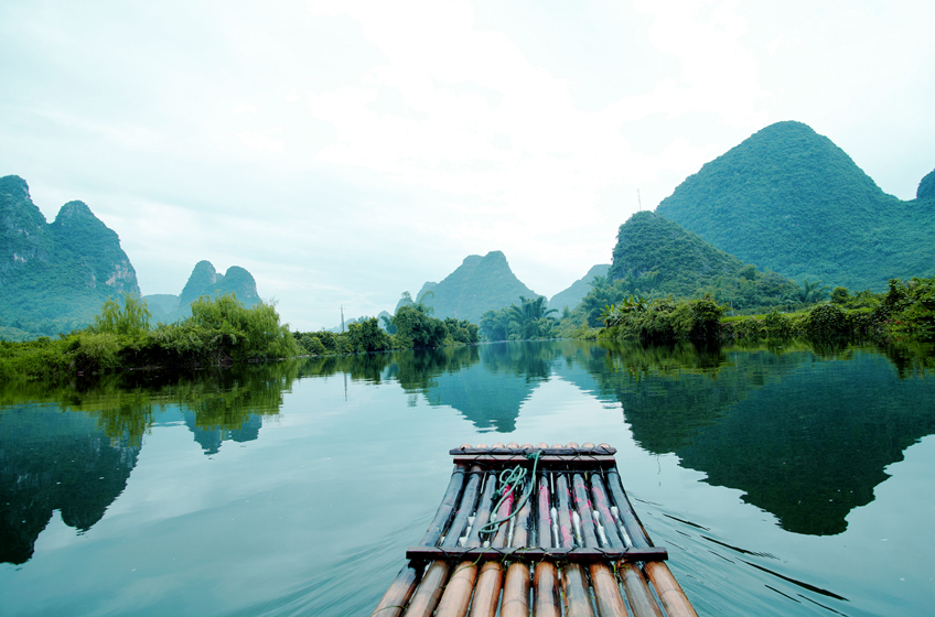 Yulong River Bamboo-Rafting