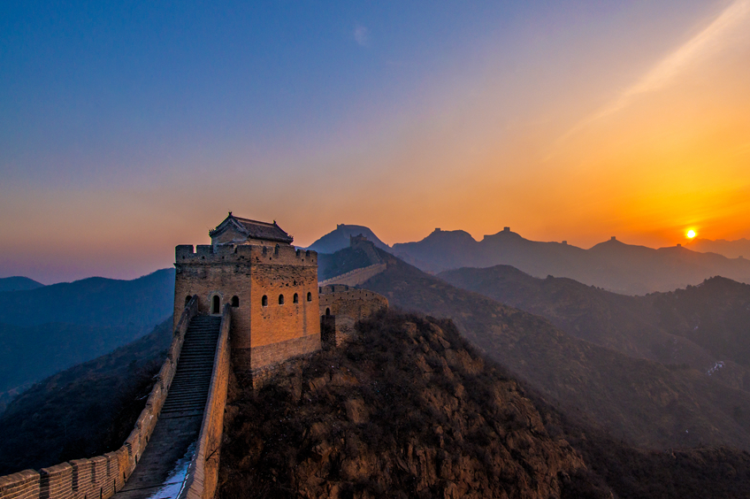Watch Sunrise on the Great Wall