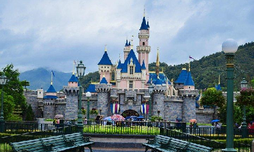 Hong-Kong-Disneyland-Resort