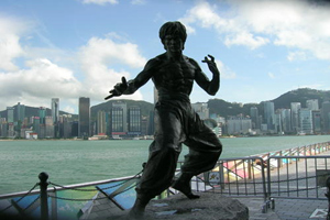 Statue of Bruce Lee， the Avenue of Stars