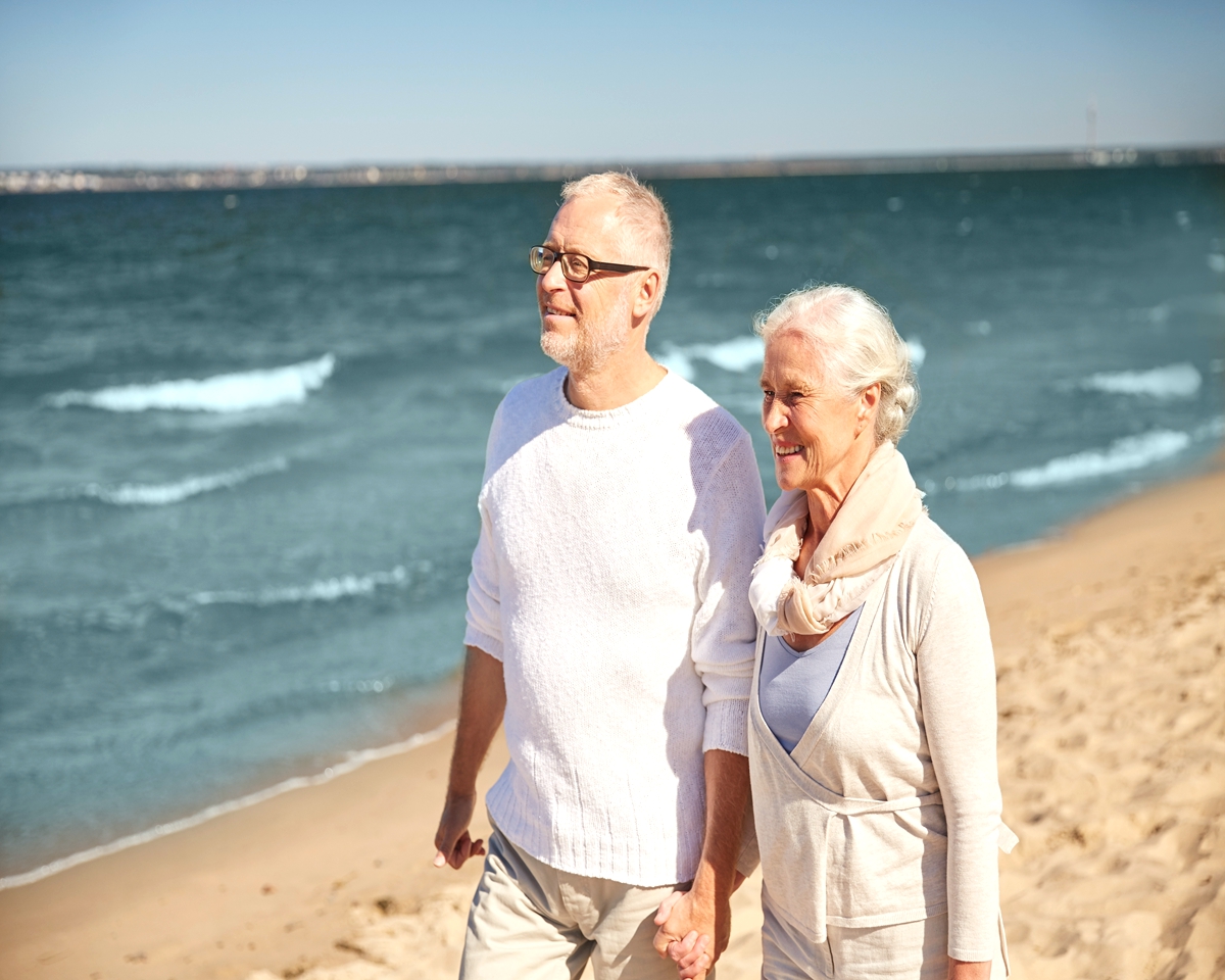 Comfortable Seaside Tours for Seniors Travelers