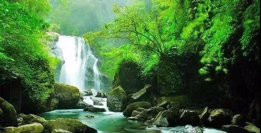 Rare Waterfall,Taiping National Forest Park