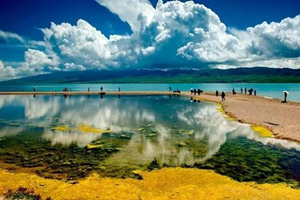 Erlangjian Scenic Area,Qinghai Lake