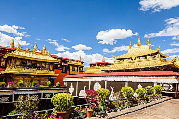 The Beautiful Scenery,The Jokhang Temple