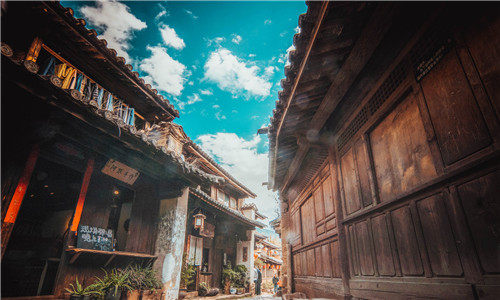 Dukezong-Ancient-Town