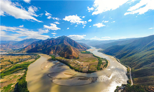 First Bend of Yangtze River