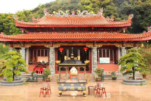 Lianhua Temple, Green Lake Park