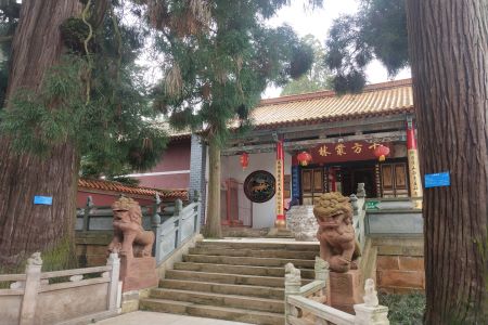 The Main Entrance，Qiongzhu Temple