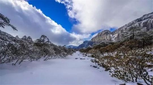 Wumeng Mountain，Jiaozi Snow Mountain