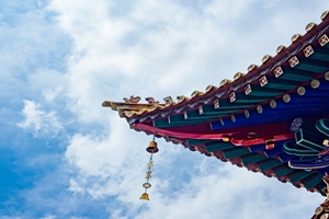 Bells in front of Yuantong Temple.jpg