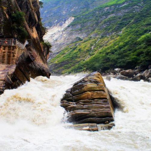Turbulent Water,Tiger Leaping Gorge