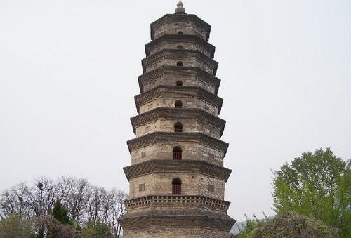 Ashoka Tower, Leifeng Pagoda