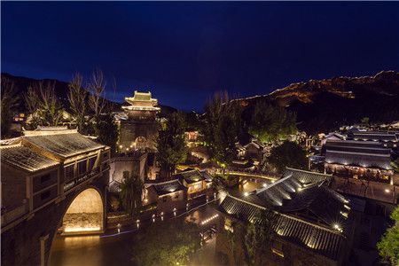 Beijing Gubei Water Town and Simatai Great Wall Tour