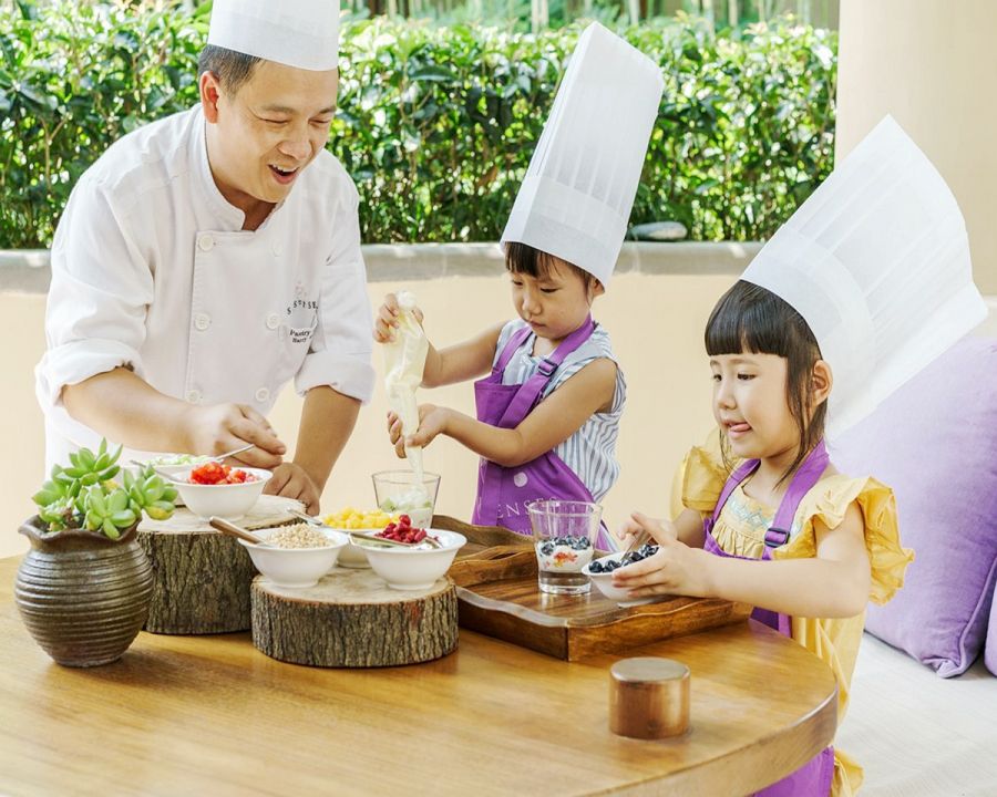 Chengdu Delicacy and Cuisine Family Tour